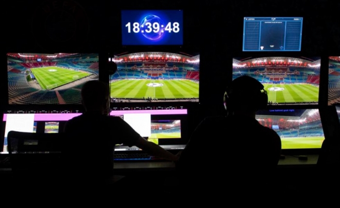 Fußballtechnologien bei der EM 2024: VAR, Chip im Ball und mehr